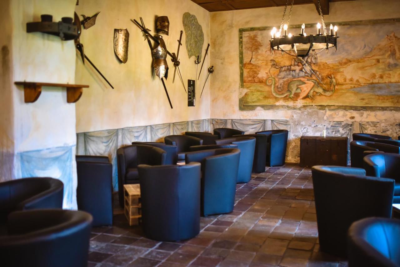 Zamek Kamenny Dvur Hotel Kynsperk nad Ohri Eksteriør billede